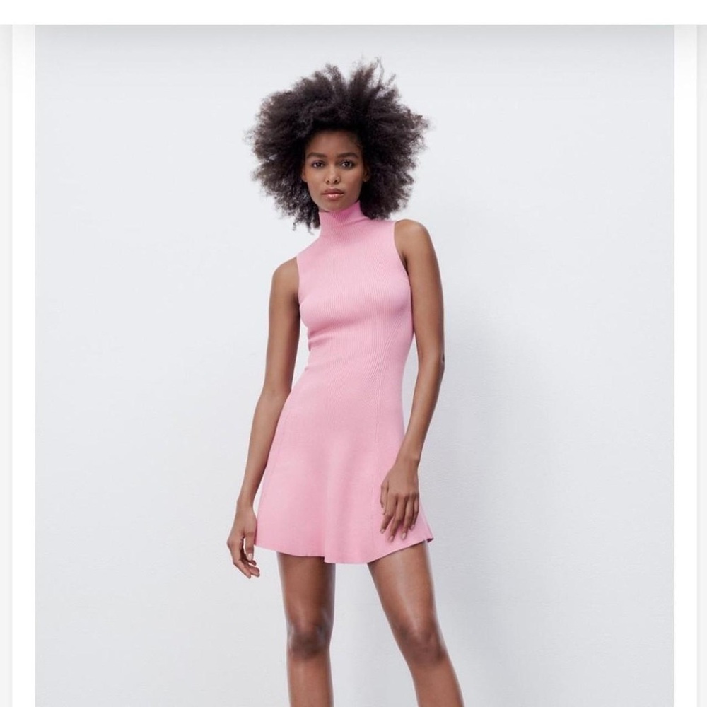 Chic Pink Sleeveless Mini Dress